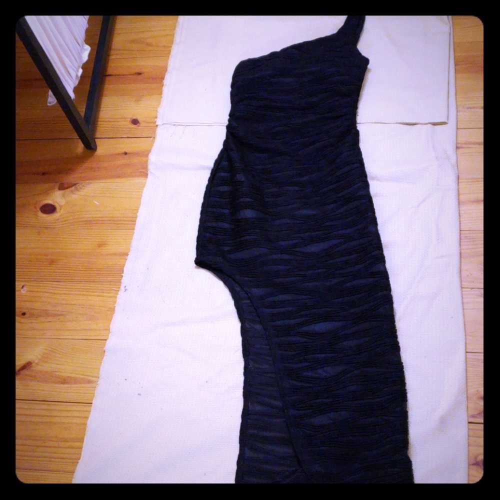 Black tight fit 1 strapped assymetrical dress